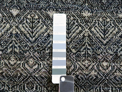 Grey 6'0" x 6'1" Modern / Contemporary Hand knotted Wool Rug - Sku: O079801