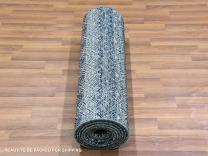 Grey 2'7" x 10'1" Modern / Contemporary Hand knotted Wool Rug - Sku: O079813