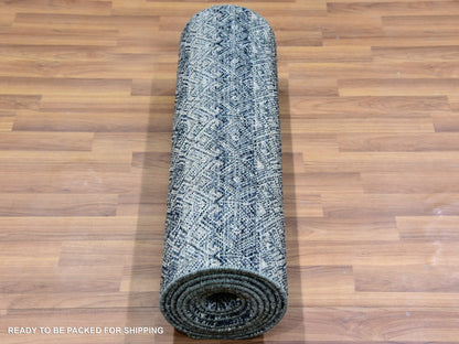 Grey 2'8" x 10'0" Modern / Contemporary Hand knotted Wool Rug - Sku: O079814