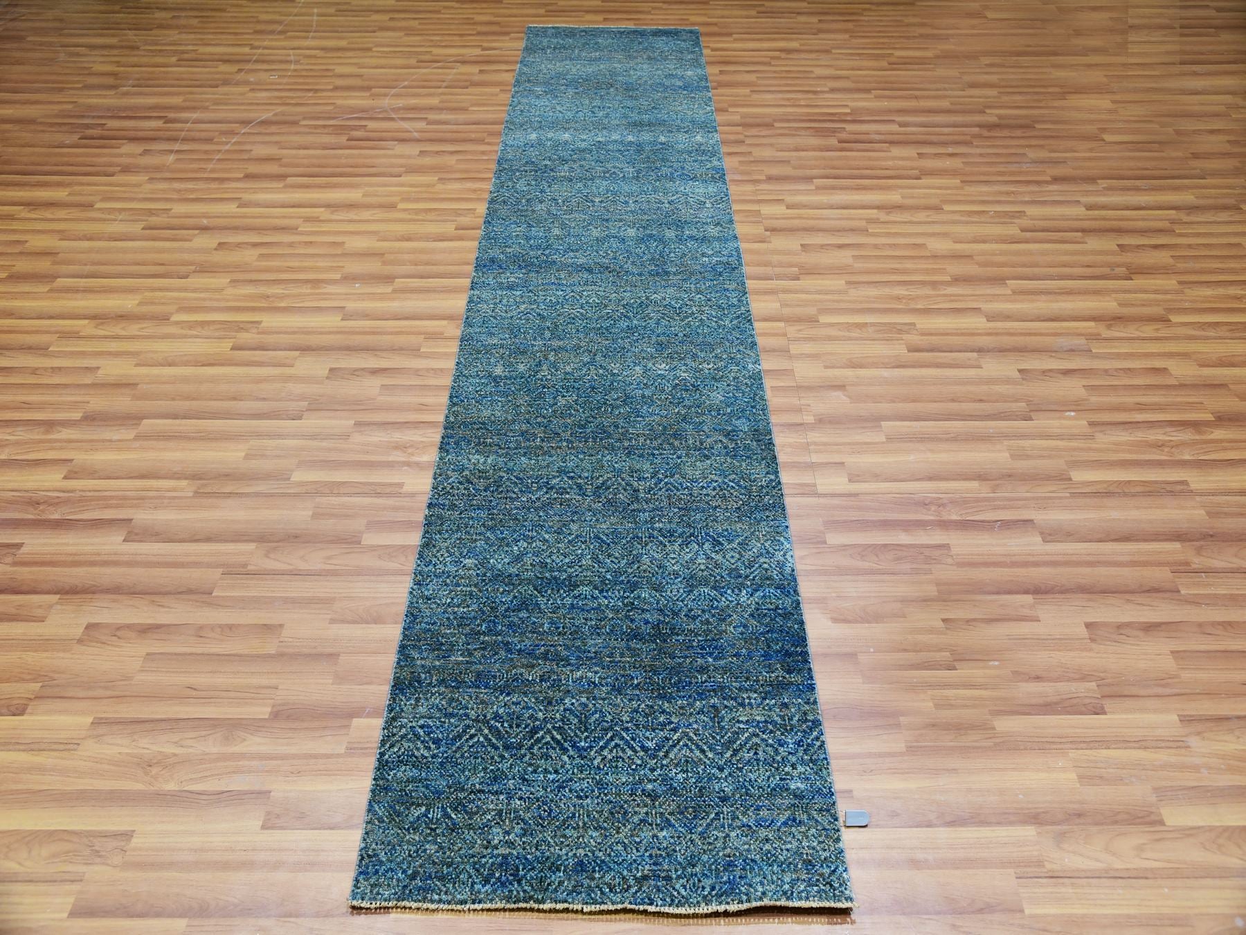 Modern / Contemporary hand-knotted wool runner in Green, 2'6" x 12'0", SKU O079817