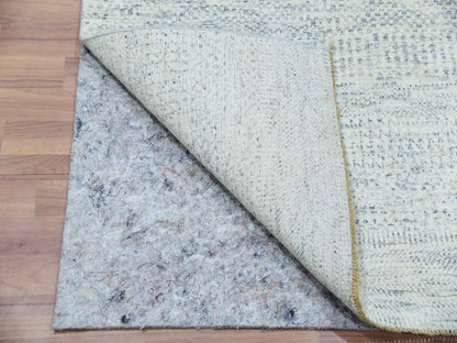 Grey 2'6" x 8'0" Modern / Contemporary Hand knotted Wool Rug - Sku: O079821