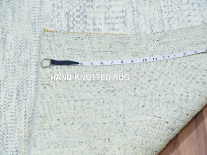 Grey 2'6" x 6'0" Modern / Contemporary Hand knotted Wool Rug - Sku: O079824