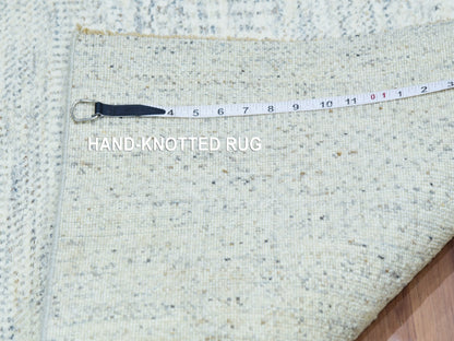Grey 2'6" x 6'1" Modern / Contemporary Hand knotted Wool Rug - Sku: O079826