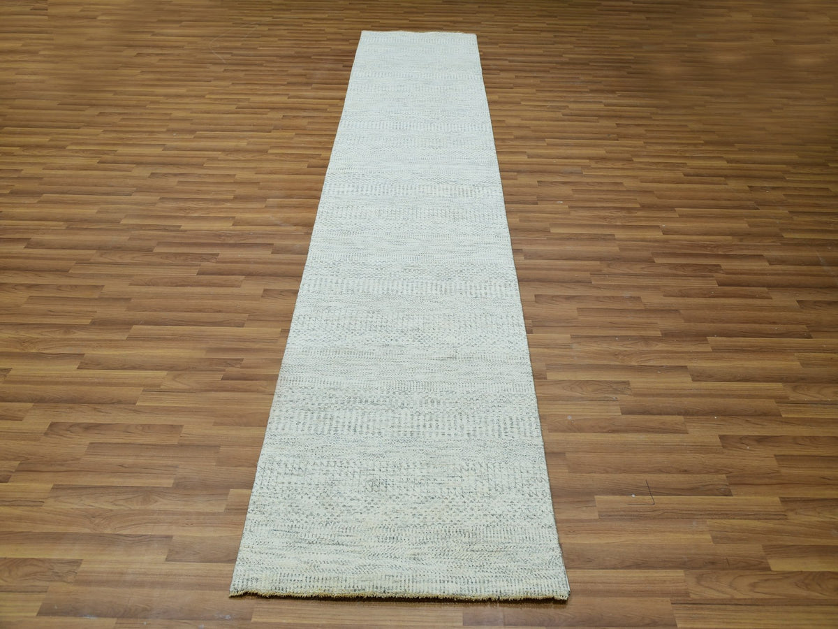 Modern / Contemporary hand-knotted wool runner in Gray, 2'7" x 12'0", SKU O079828
