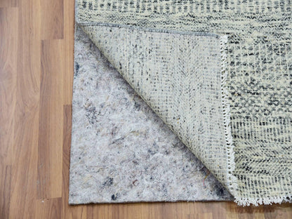 Grey 2'5" x 26'3" Modern / Contemporary Hand knotted Wool Rug - Sku: O079880