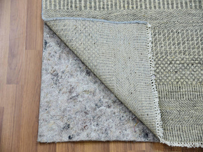 Grey 2'5" x 28'5" Modern / Contemporary Hand knotted Wool Rug - Sku: O079883