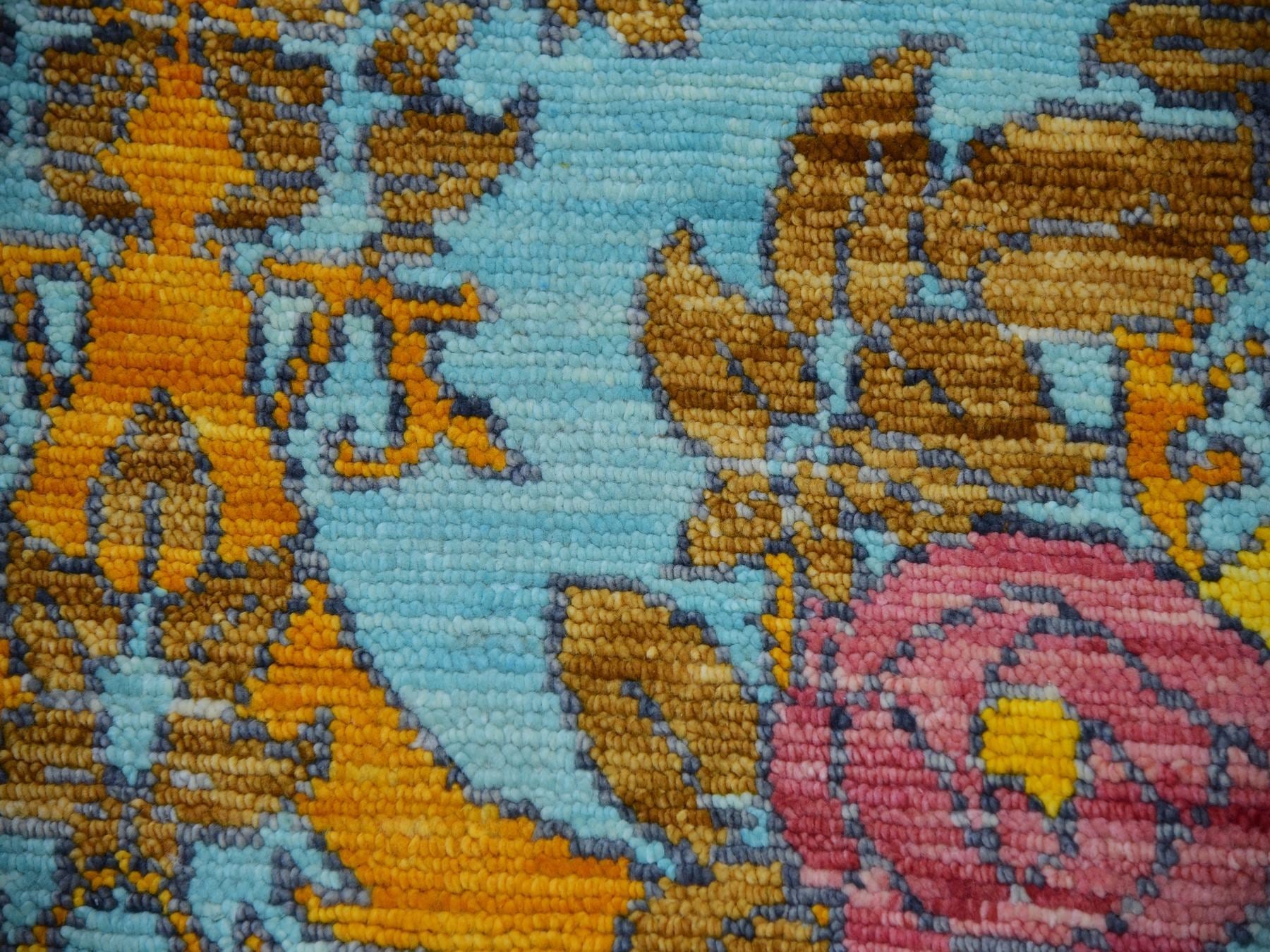 Traditional hand-knotted wool rug in Blue, 12'2" x 14'9", SKU O079911