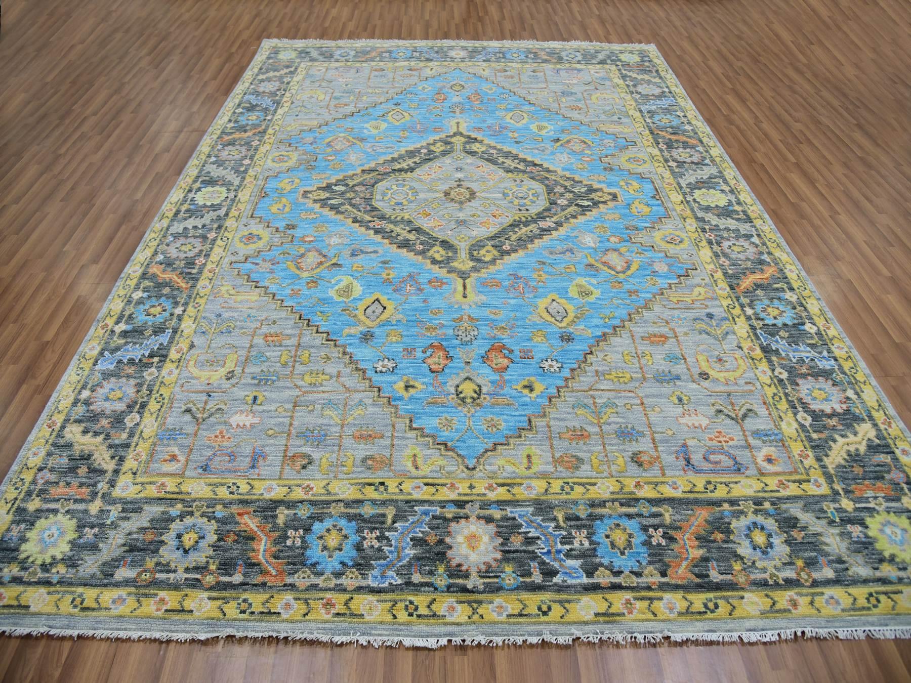 Heriz Traditional hand-knotted wool rug in Blue, 9'3" x 12'5", SKU O079933