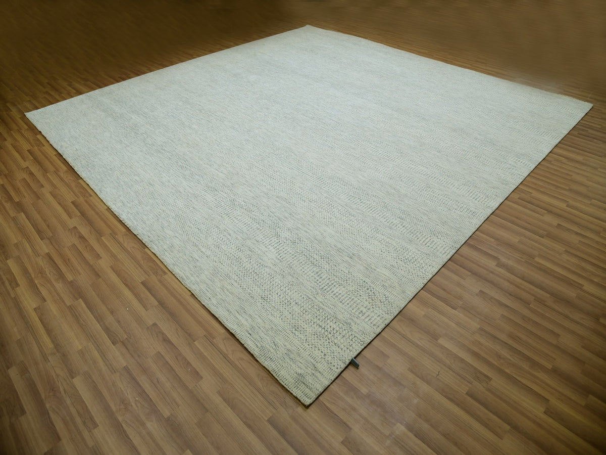 Modern / Contemporary hand-knotted wool rug in Ivory, 12'1" x 12'1", SKU O079979