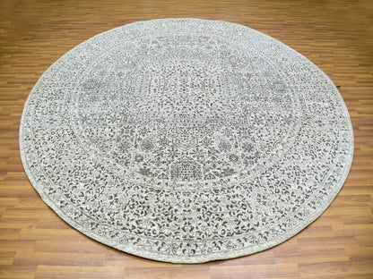 Mamluk Traditional hand-knotted wool rug in Ivory, 10'0" x 10'1", SKU O079986