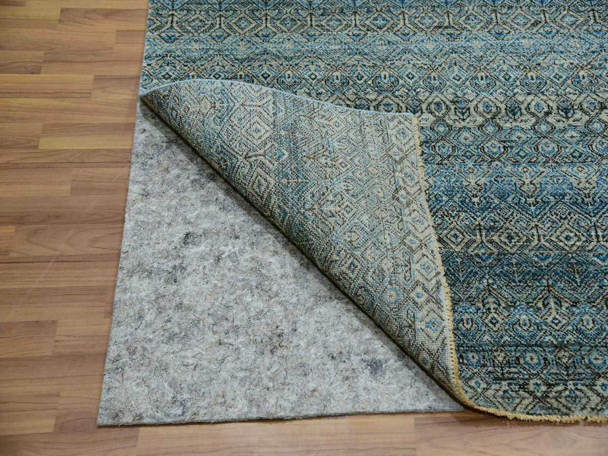 Modern / Contemporary hand-knotted wool rug in Blue, 9'10" x 9'11", SKU O079992