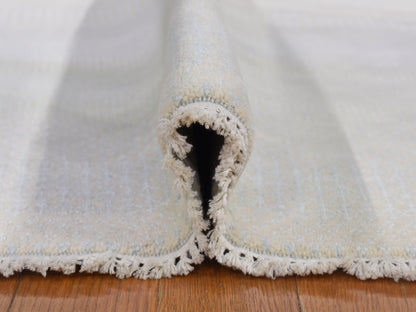 Ivory 4'1" x 6'1" Modern and Contemporary Hand knotted Wool/Silk Rug - Sku: O080039
