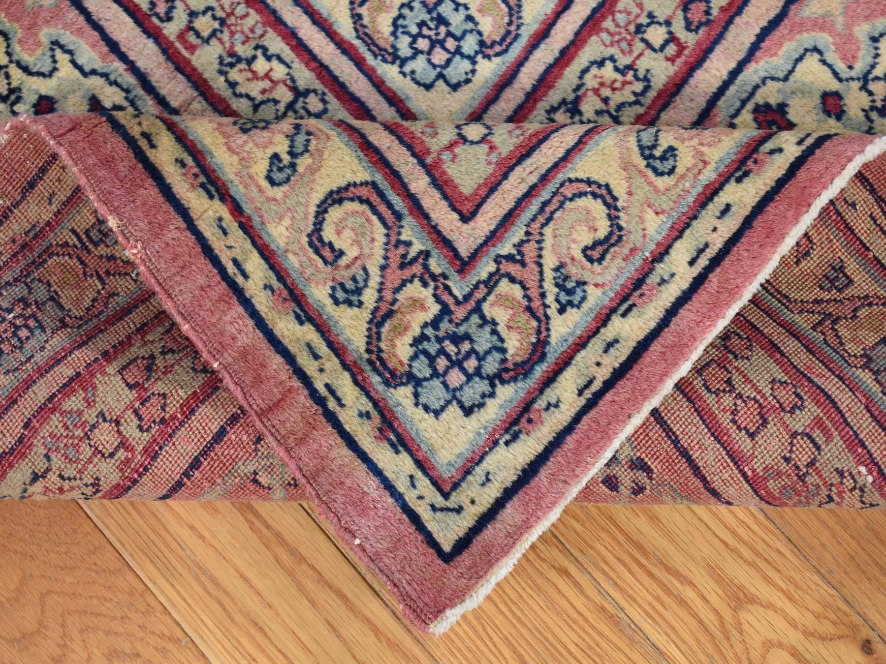 Sivas Antique hand-knotted wool rug in Beige & Pink, 7'7" x 12'7" — SKU O080122 (view 6)