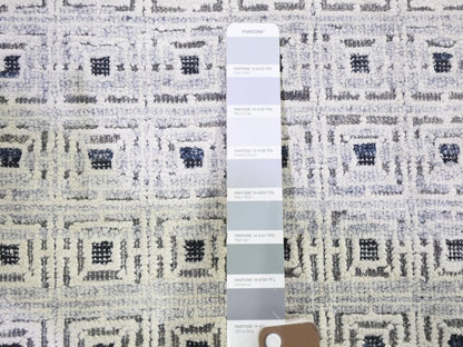 Ivory 2'8" x 8'1" Modern and Contemporary Hand knotted Wool/Silk Rug - Sku: O080149