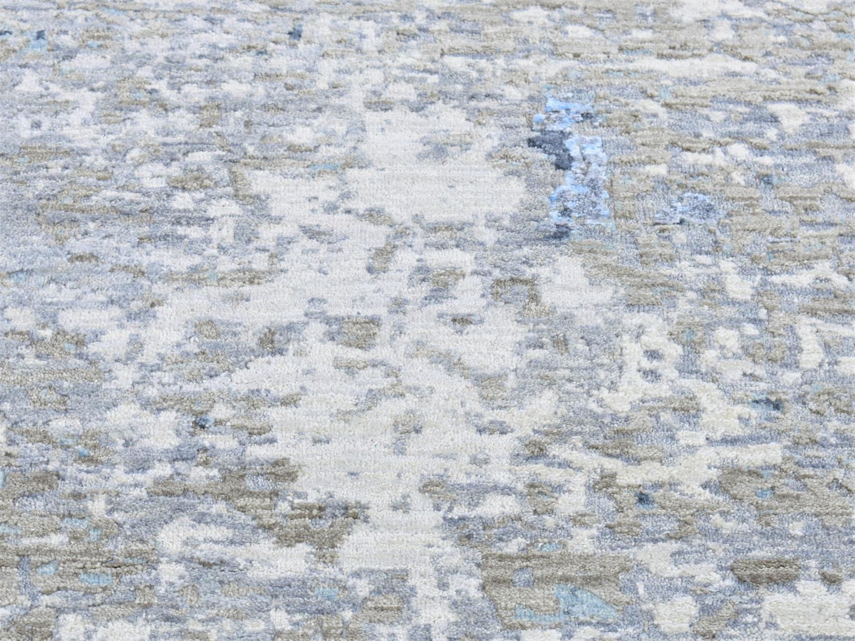 Modern / Contemporary hand-knotted wool runner in Gray, 2'6" x 11'10" — SKU O080179 (view 2)