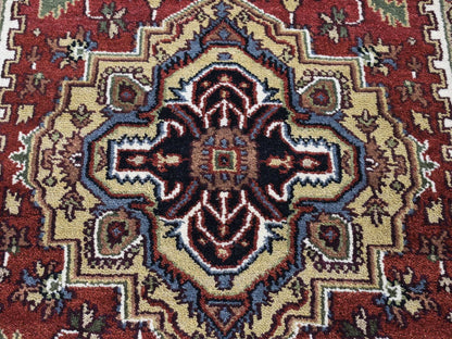Heriz Heriz hand-knotted wool rug in Red & Navy Blue, 3'10" x 6'1" — SKU O080186 (view 2)
