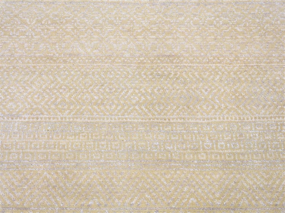 Gabbeh Modern / Contemporary hand-knotted wool/silk rug in Green, 3'1" x 5'1" — SKU O080194 (view 2)