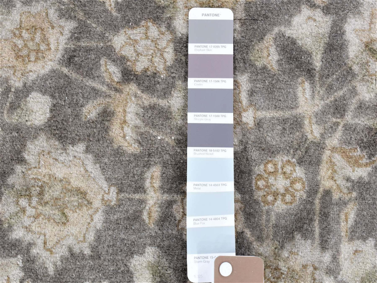 Tabriz Persian hand-knotted wool rug in Gray, 12'5" x 19'4" — SKU O080226 (view 4)