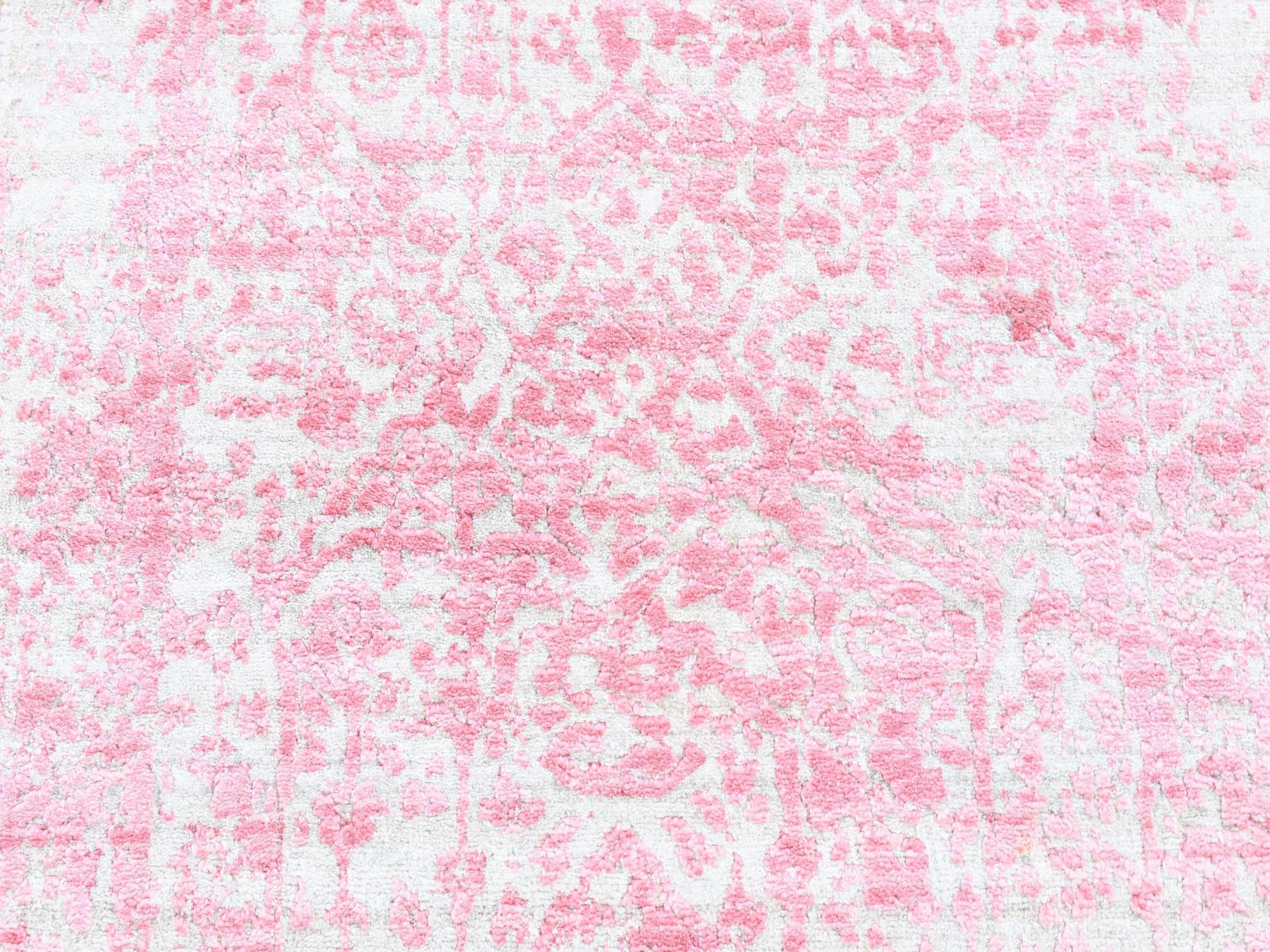 Transitional hand-knotted wool/pure silk runner in Pink, 2'6" x 7'9" — SKU O080252 (view 2)