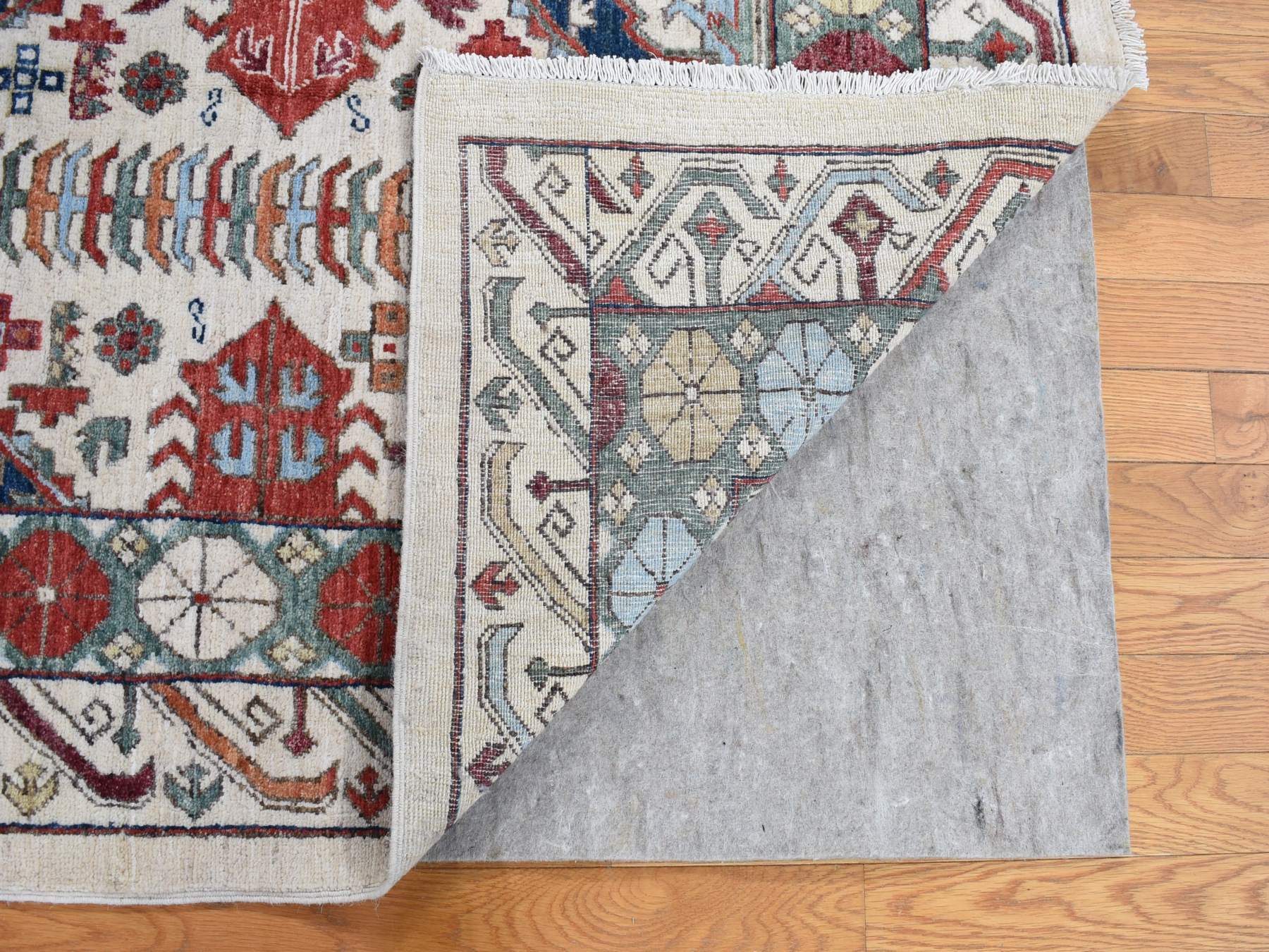 Peshawar Oushak hand-knotted wool rug in Ivory, 7'5" x 12'2" — SKU O080272 (view 4)