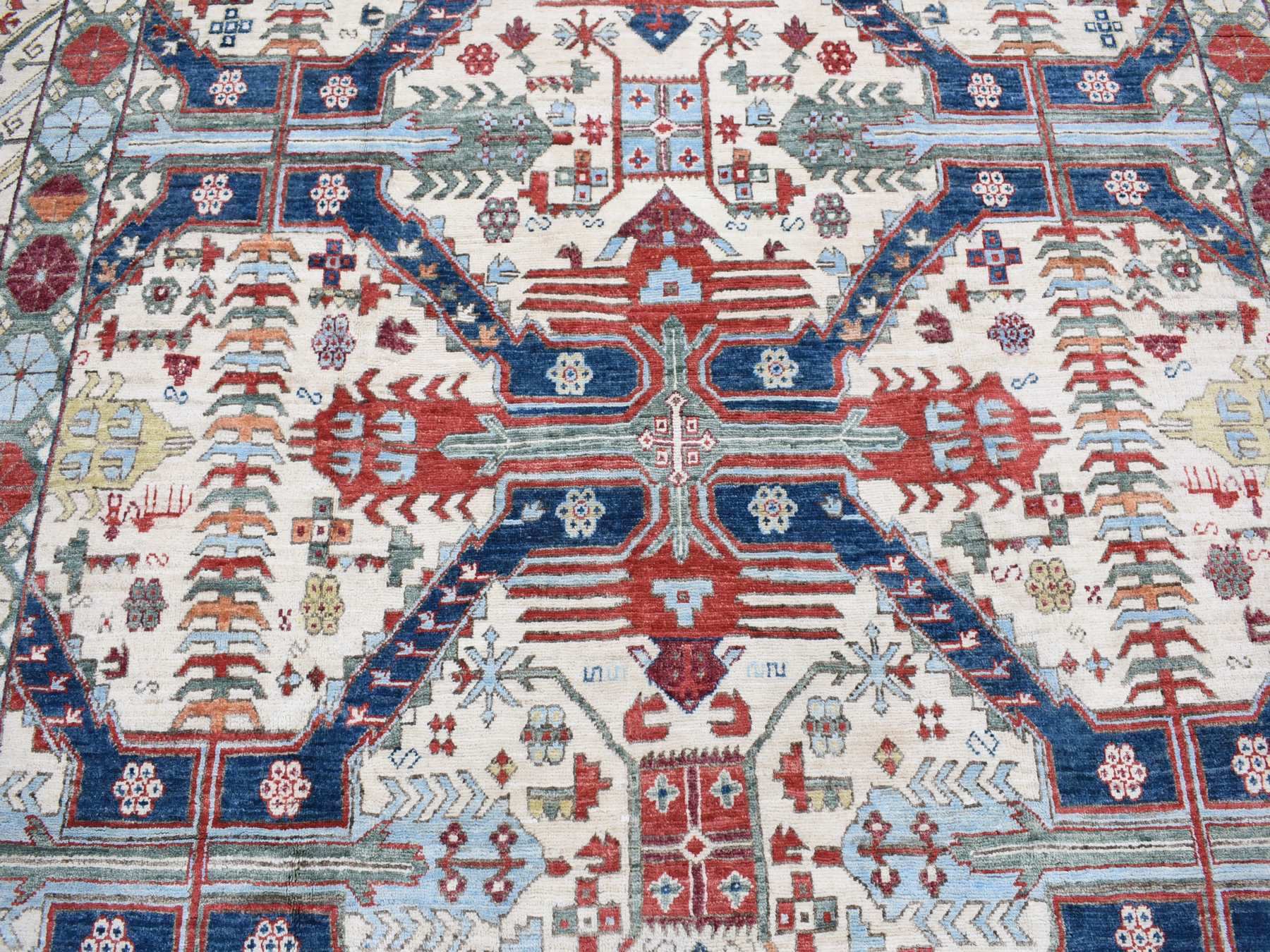 Peshawar Oushak hand-knotted wool rug in Ivory, 7'5" x 12'2" — SKU O080272 (view 8)