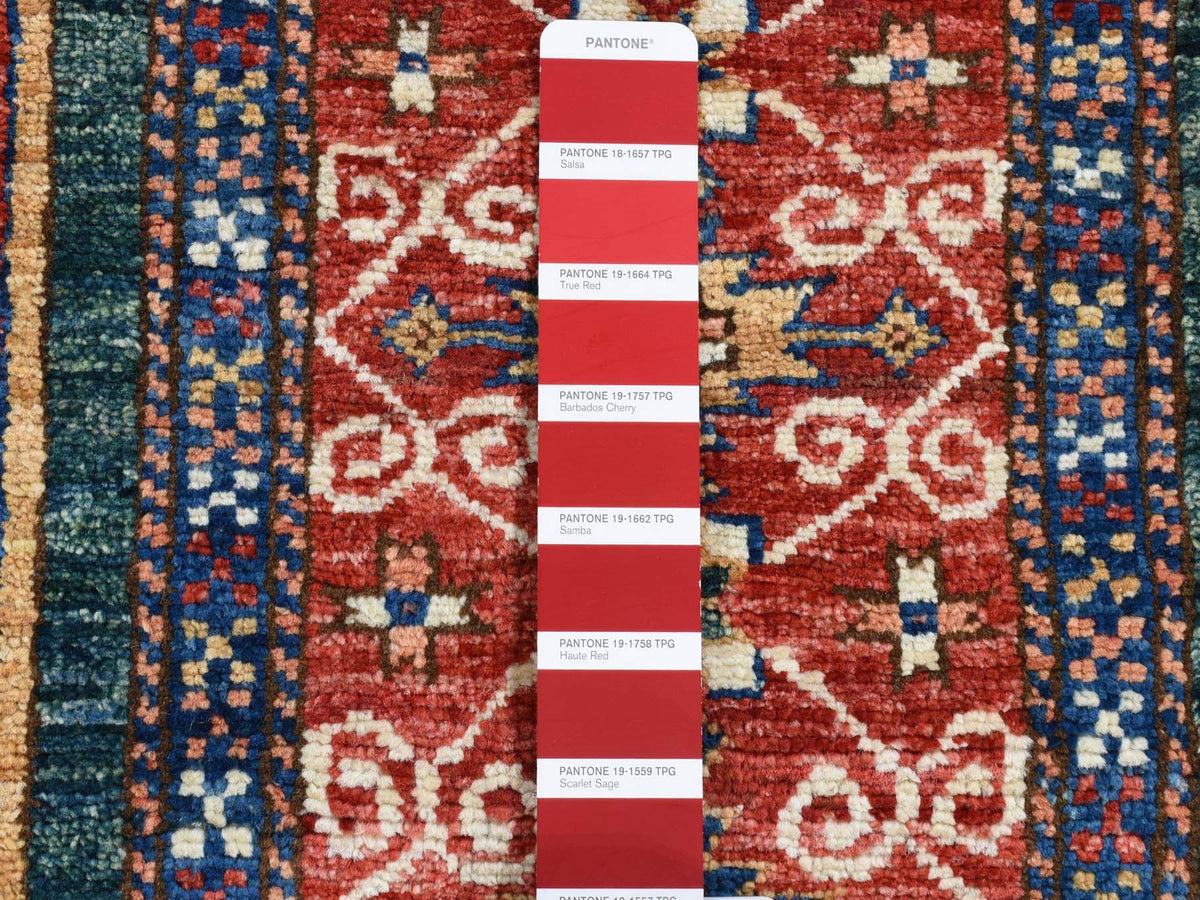 Kazak Kazak hand-knotted wool rug in Green & Red, 5'4" x 7'9" — SKU O080319 (view 3)
