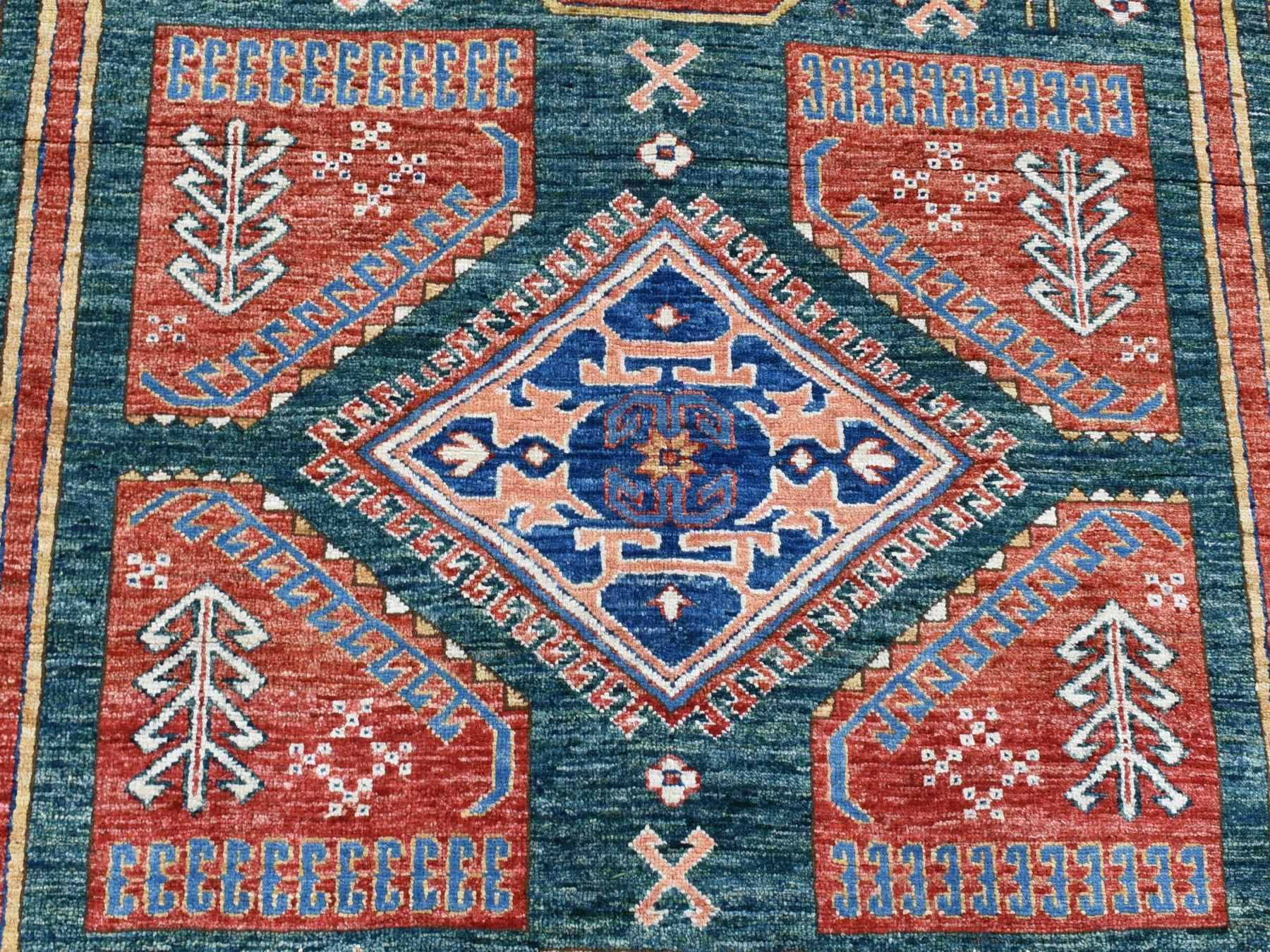 Kazak Kazak hand-knotted wool rug in Green & Red, 5'4" x 7'9" — SKU O080319 (view 4)