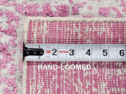 Modern / Contemporary hand-knotted wool rug in Pink, 2' x 3' — SKU O080332 (view 6)