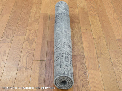 Modern / Contemporary hand-knotted wool/silk rug in Gray, 3' x 3' — SKU O080347 (view 4)