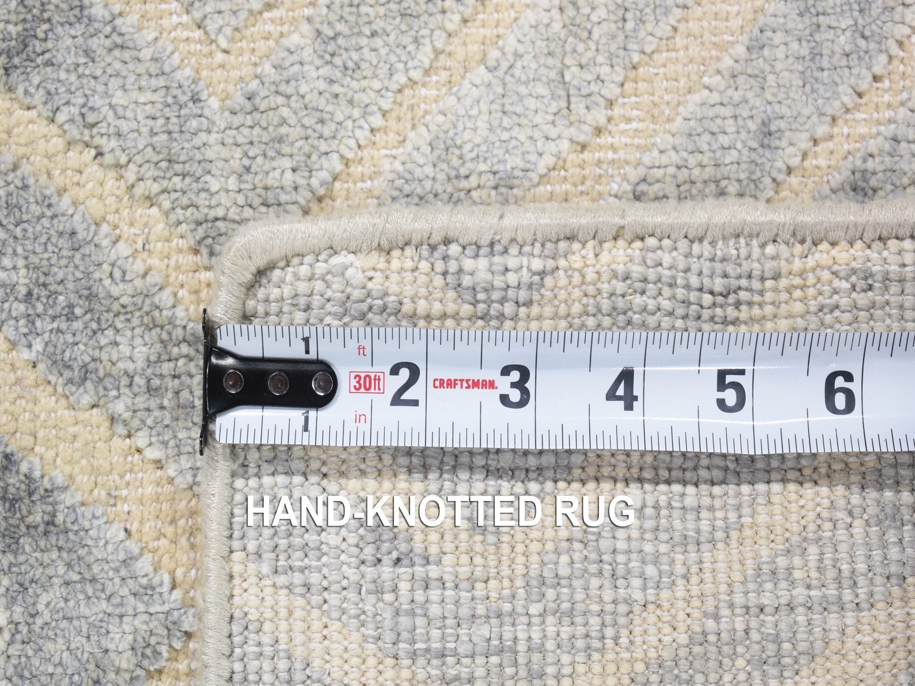 Modern / Contemporary hand-knotted wool/silk rug in Gray, 2' x 3' — SKU O080353 (view 6)