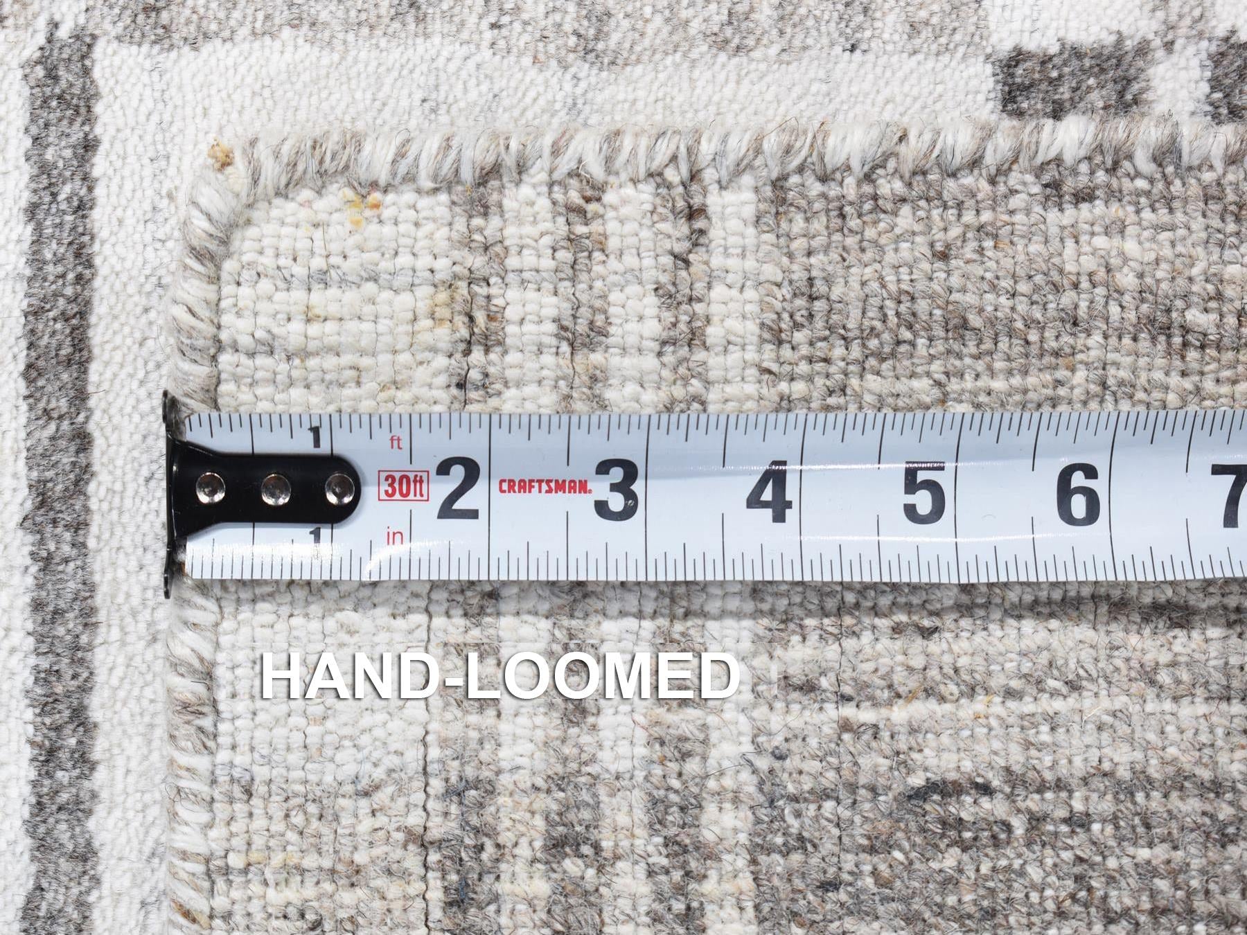 Modern / Contemporary hand-knotted wool rug in Ivory, 2' x 3' — SKU O080371 (view 6)