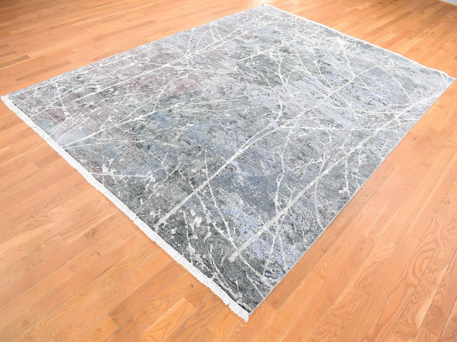 Modern / Contemporary hand-knotted wool/silk rug in Gray, 7'7" x 10'1" — SKU O080380 (view 3)