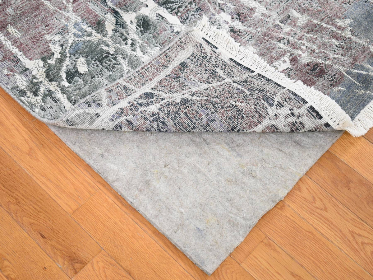 Modern / Contemporary hand-knotted wool/silk rug in Gray, 7'7" x 10'1" — SKU O080380 (view 4)