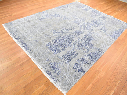 Modern / Contemporary hand-knotted wool/silk rug in Gray, 8'1" x 10'4" — SKU O080386 (view 3)
