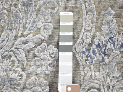Modern / Contemporary hand-knotted wool/silk rug in Gray, 8'1" x 10'4" — SKU O080386 (view 7)