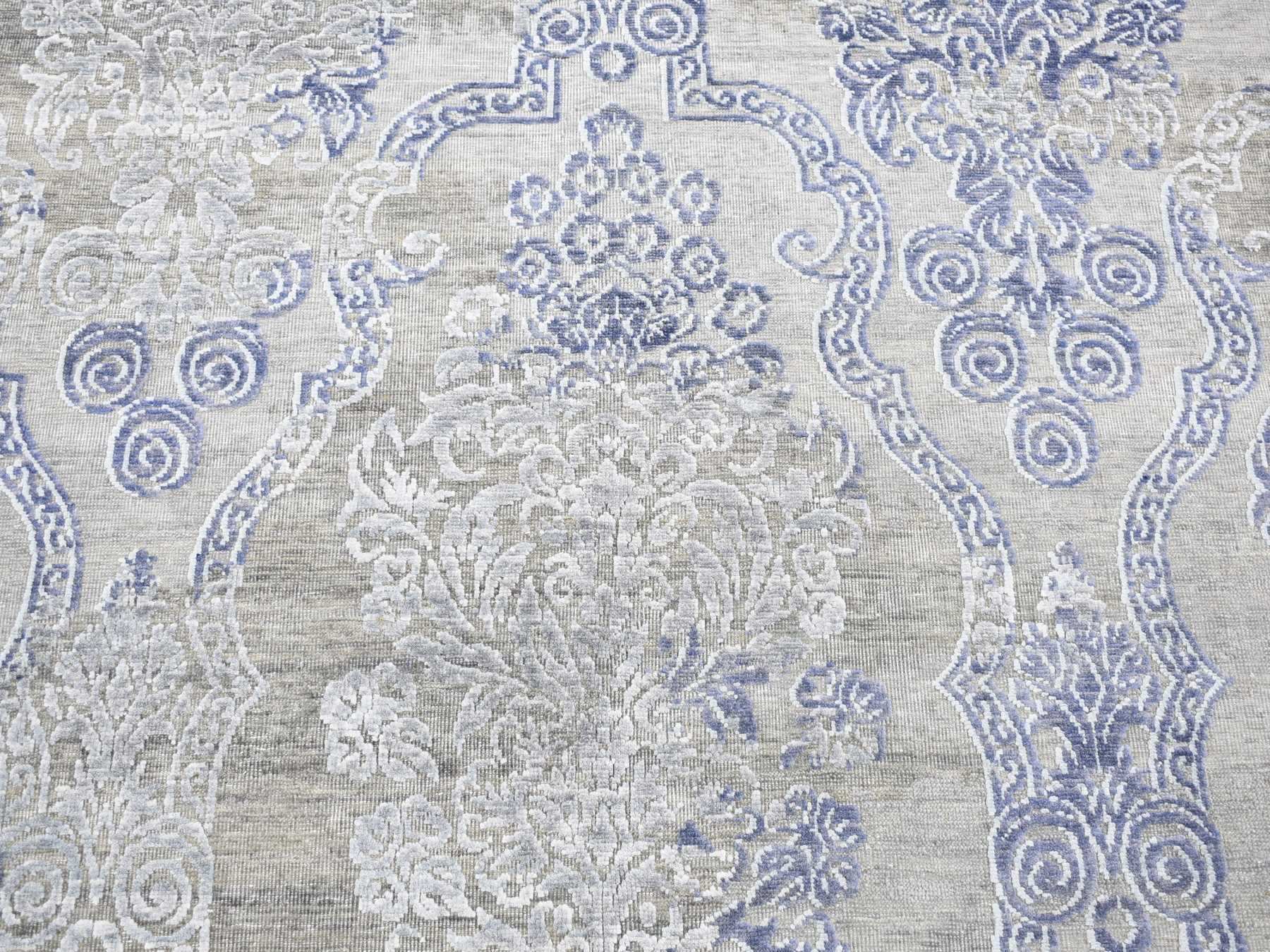Modern / Contemporary hand-knotted wool/silk rug in Gray, 8'1" x 10'4" — SKU O080386 (view 8)