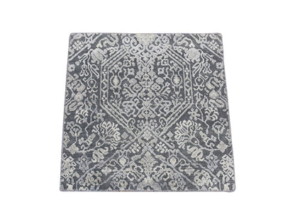 Modern / Contemporary hand-knotted wool/silk rug in Gray, 2'1" x 2'1" — SKU O080400