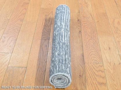 Grey 1'10" x 2'0" Modern / Contemporary Handloom Wool Rug - Sku: O080409