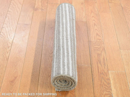 Beige 2'0" x 3'0" Modern and Contemporary Handloom Wool/Silk Rug - Sku: O080417