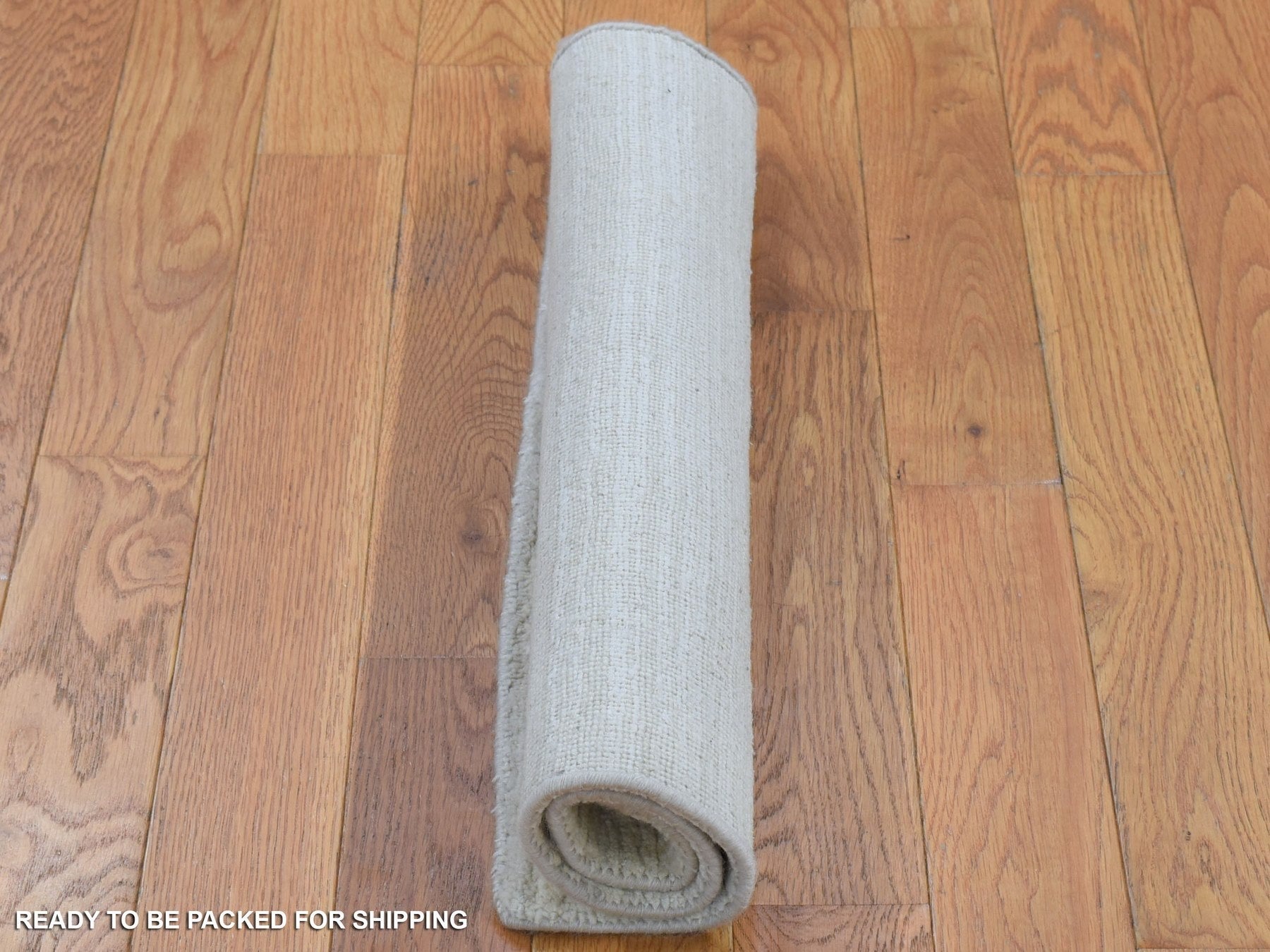 Modern / Contemporary hand-knotted wool/silk rug in Ivory, 2'1" x 2'1" — SKU O080418 (view 4)