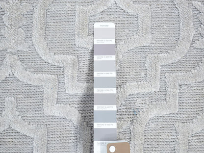 Modern / Contemporary hand-knotted wool/silk rug in Gray, 2' x 2'10" — SKU O080423 (view 3)