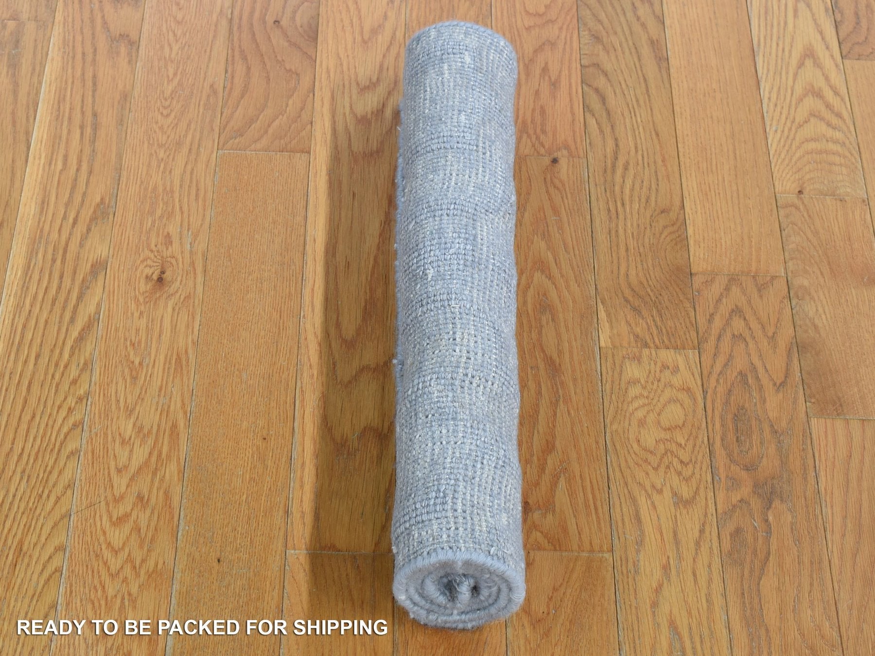 Modern / Contemporary hand-knotted wool/silk rug in Gray, 2' x 2'10" — SKU O080423 (view 4)