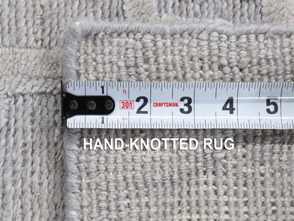 Grey 2'0" x 2'10" Modern / Contemporary Hand knotted Wool/Silk Rug - Sku: O080423