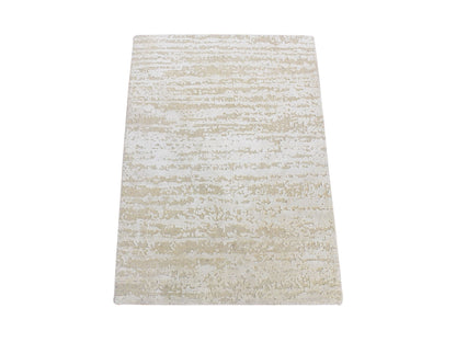 Modern / Contemporary hand-knotted wool/silk rug in Ivory, 2' x 3' — SKU O080430
