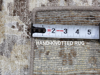 Modern / Contemporary hand-knotted wool/silk rug in Gray, 2' x 2' — SKU O080439 (view 6)