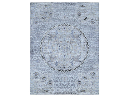Transitional hand-knotted wool/silk rug in Gray, 9' x 12' — SKU O080451