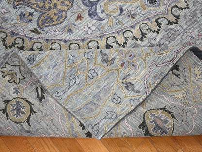Transitional hand-knotted wool/silk rug in Gray, 9' x 12' — SKU O080451 (view 6)