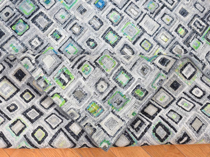 Modern / Contemporary hand-knotted wool/silk rug in Gray, 9' x 12'3" — SKU O080455 (view 7)