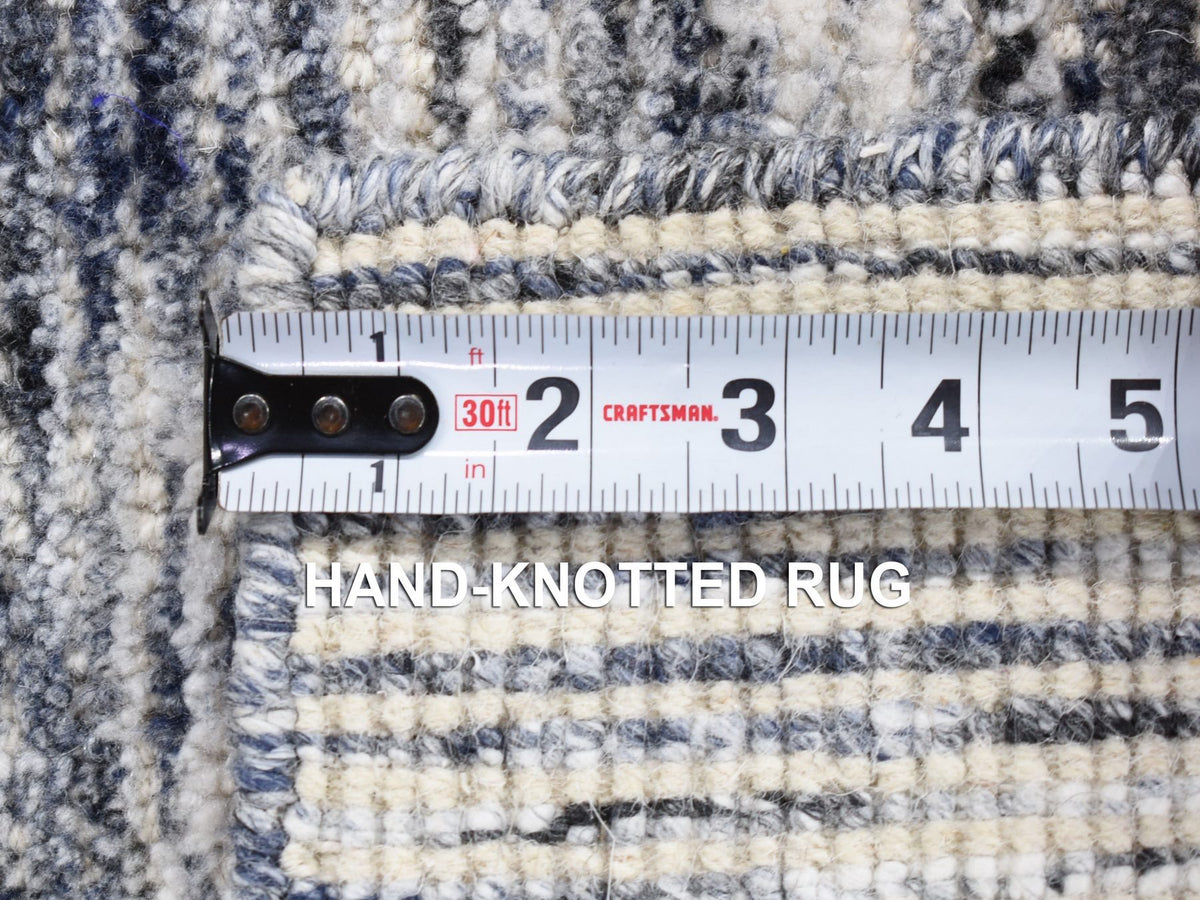 Modern / Contemporary hand-knotted wool/silk rug in Ivory, 1'10" x 2' — SKU O080470 (view 6)
