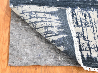 Ivory 2'0" x 2'4" Modern and Contemporary Hand knotted Wool Rug - Sku: O080490